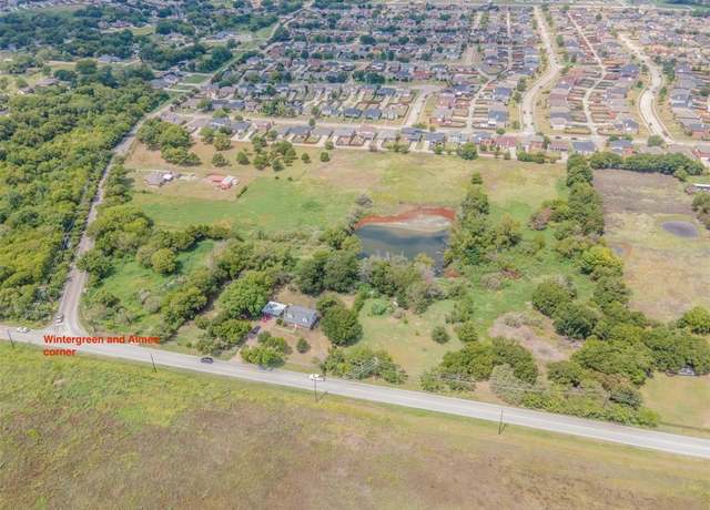 Property at 1333 W Wintergreen Rd, Lancaster, TX 75134