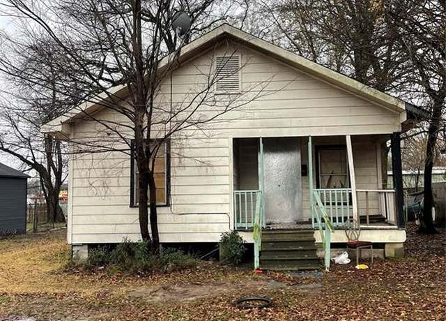 Property at 2711 Desoto St, Shreveport, LA 71109, 3 beds, 1 bath