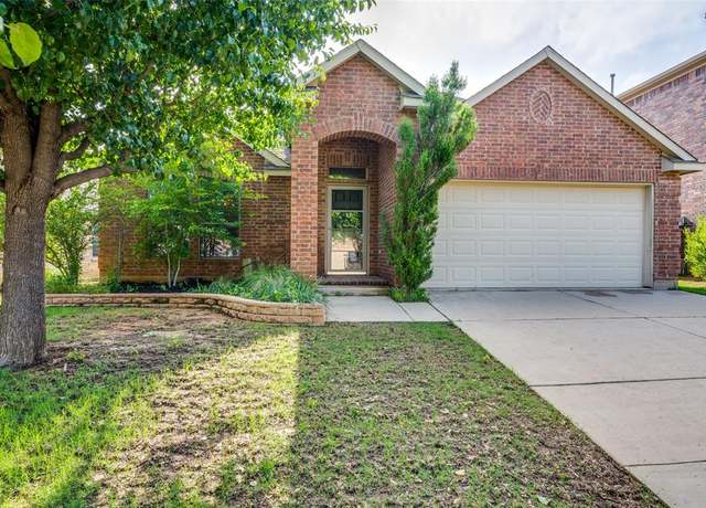 Property at 3320 Capetown Dr, Denton, TX 76208, 3 beds, 2 baths