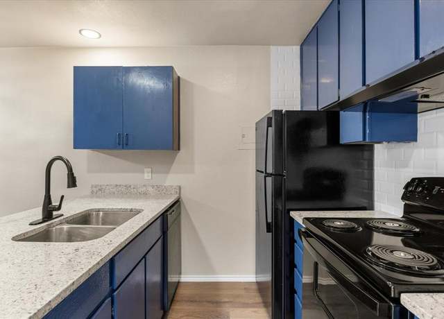 Property at 5540 Boca Raton Blvd #181, Fort Worth, TX 76112, 1 bed, 1.5 baths