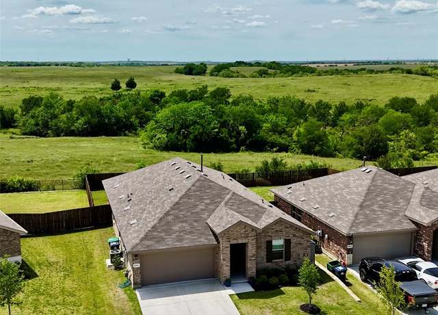Property at 5924 Harvey Gap Ln, Denton, TX 76226, 4 beds, 2 baths