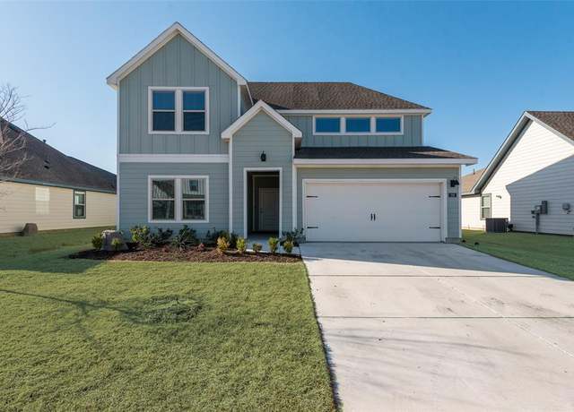 Property at 729 Amelia Ct, Pilot Point, TX 76258, 4 beds, 3 baths