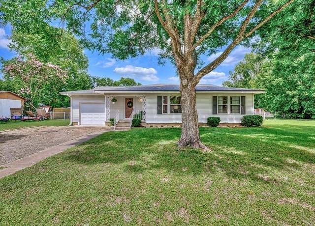 Property at 1418 Alston Dr, Waco, TX 76705, 2 beds, 1 bath