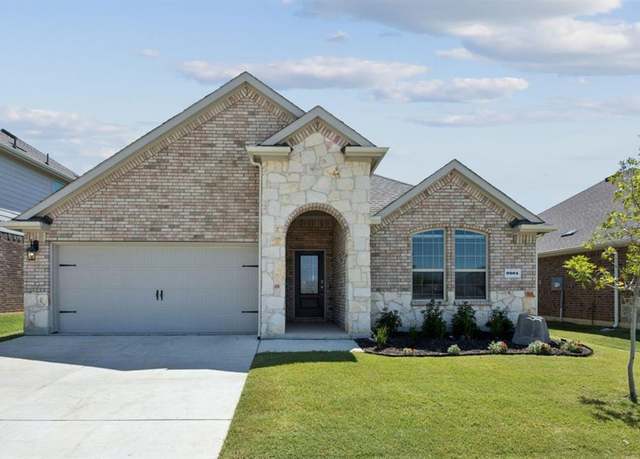 Property at 9904 Tinsley St, Aubrey, TX 76227, 4 beds, 2 baths