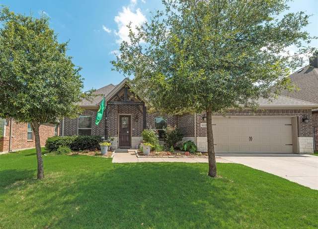 Property at 1612 Barrel Oak Dr, Fort Worth, TX 76028, 4 beds, 2 baths