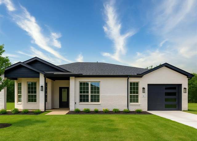 Property at 3700 Creek View Dr, Mckinney, TX 75071, 3 beds, 2 baths