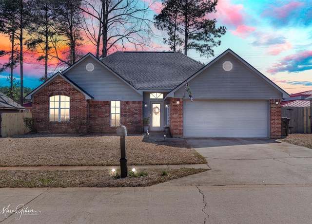 Property at 439 Cross Dr, Haughton, LA 71037, 3 beds, 2 baths