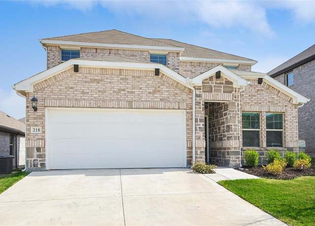 Property at 218 Luna Ln, Lake Dallas, TX 75065, 4 beds, 2.5 baths