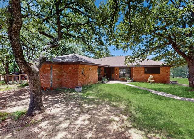 Property at 1004 League Rd, Lewisville, TX 75067, 3 beds, 2 baths