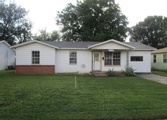 Property at 1112 Bishop Rd, Burkburnett, TX 76354, 3 beds, 1 bath