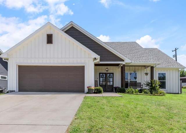 Property at 109 Byrom Ct, Whitesboro, TX 76273, 3 beds, 2 baths