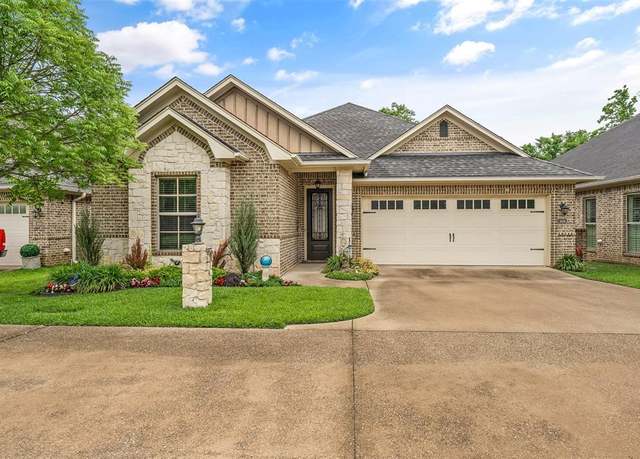 Property at 5606 Hollytree Dr, Tyler, TX 75703, 3 beds, 2 baths
