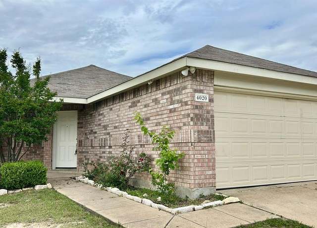 Property at 4020 Shawnee Trl, Heartland, TX 75126, 3 beds, 2 baths