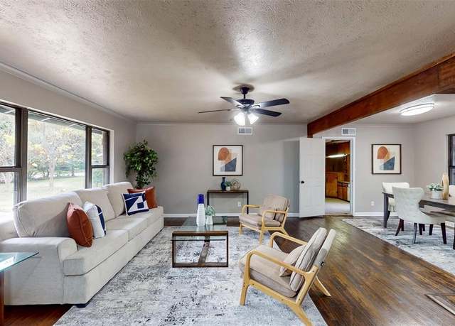 Property at 2716 Kingsbury Ave, Richland Hills, TX 76118, 3 beds, 2 baths