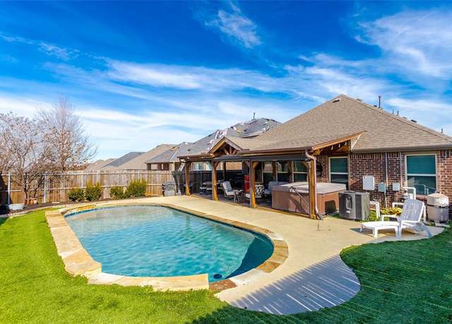 Property at 3513 Rio Grande Rd, Little Elm, TX 75068, 4 beds, 2 baths