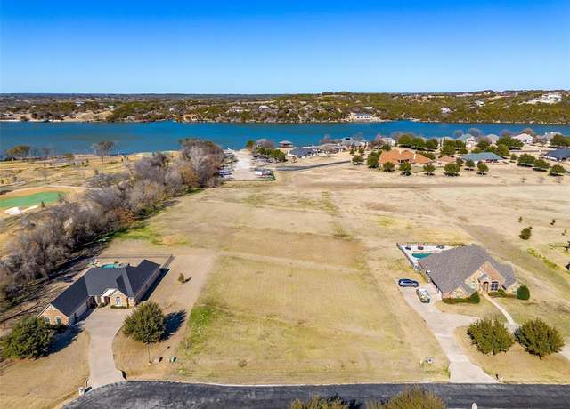 Property at 1102 W Scandinavian Ct, Granbury, TX 76048