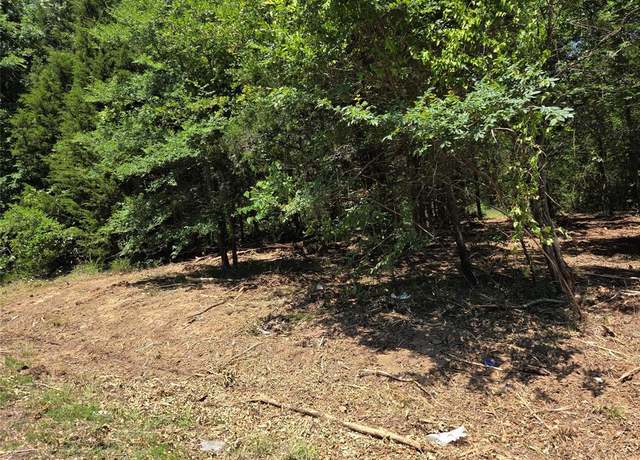 Property at 141 Eastern Hills Dr, Mabank, TX 75156