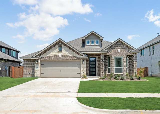 Property at 141 Claywood Dr, Glenn Heights, TX 75154, 4 beds, 2 baths