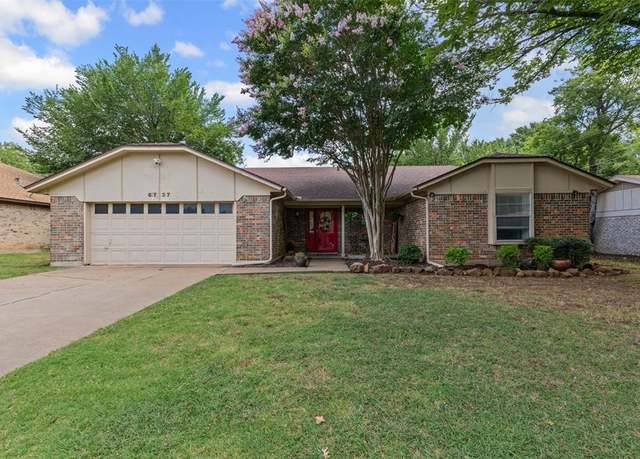 Property at 6737 Oliver Dr, North Richland Hills, TX 76180, 3 beds, 2 baths