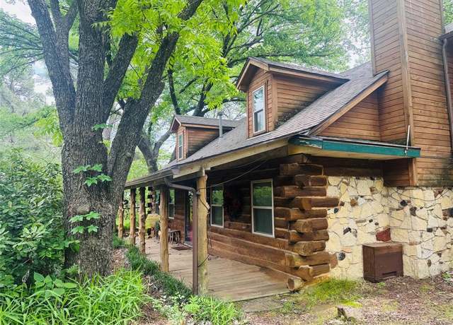 Property at 1368 E Renfro St, Burleson, TX 76028, 4 beds, 2 baths