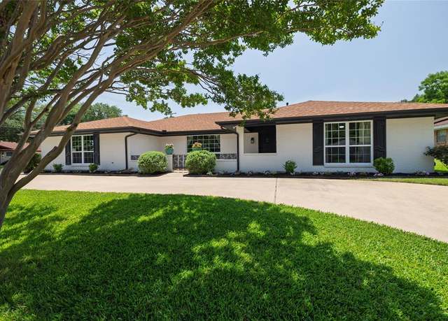 Property at 3801 Fenton Ave, Fort Worth, TX 76133, 4 beds, 2 baths