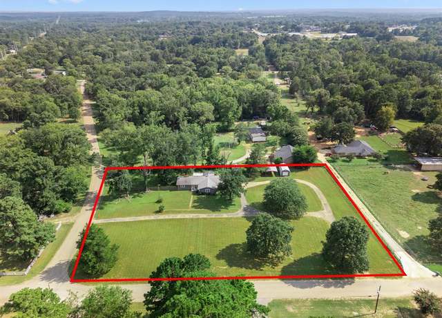 Property at 10905 Shadow Wood Cir, Whitehouse, TX 75791, 3 beds, 2 baths