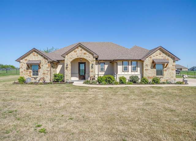 Property at 8100 County Road 1006, Godley, TX 76044, 4 beds, 3 baths