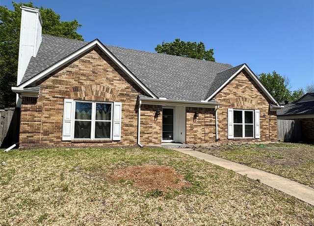 Property at 2205 Meadow Ln, Garland, TX 75040, 3 beds, 2 baths
