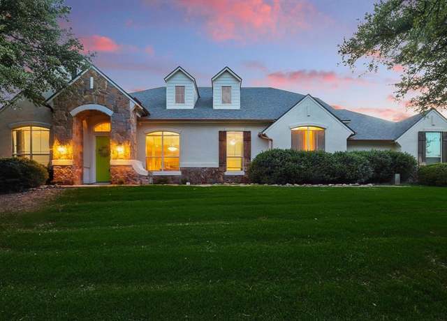 Property at 10701 Los Rios Dr, Fort Worth, TX 76179, 4 beds, 3 baths