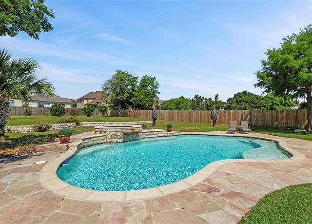 Property at 811 Shady Bend Dr, Kennedale, TX 76060, 4 beds, 3.5 baths