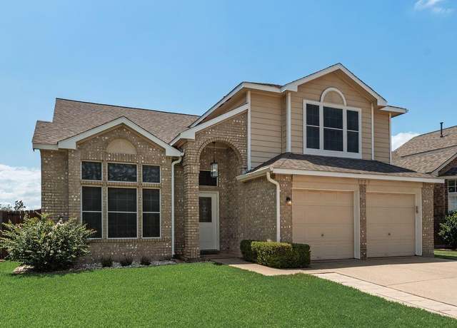 Property at 3325 Fox Hollow Ct, Flower Mound, TX 75028, 3 beds, 2.5 baths