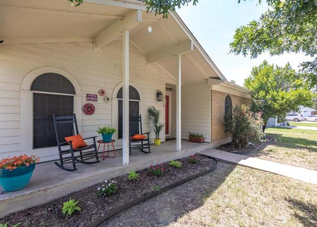 Property at 216 Cindy Ln NE, Burleson, TX 76028, 3 beds, 2 baths