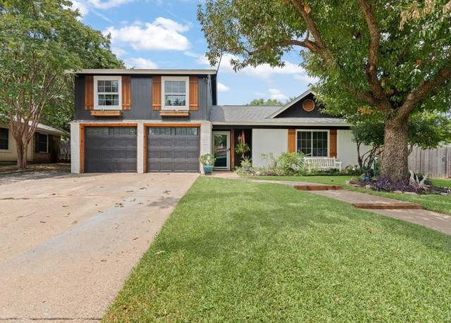 Property at 712 Vaughn Dr, Burleson, TX 76028, 3 beds, 2 baths