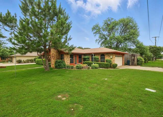 Property at 3604 High Dr, Grapevine, TX 76051, 3 beds, 2 baths