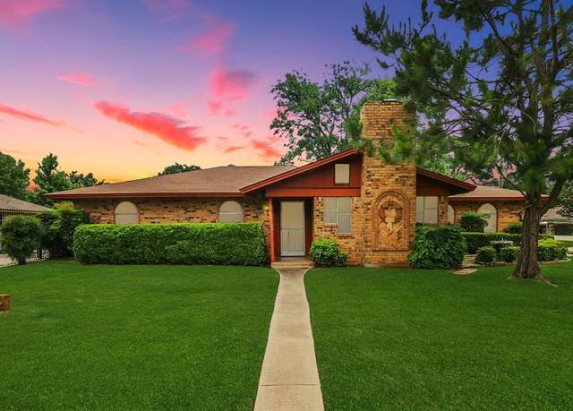 Property at 3604 High Dr, Grapevine, TX 76051, 3 beds, 2 baths