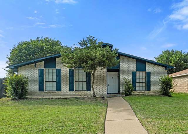 Property at 1846 Wilderness Trl, Grand Prairie, TX 75052, 3 beds, 2 baths