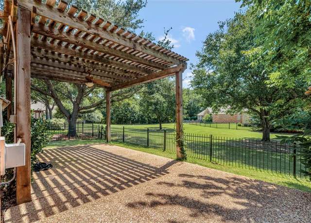 Property at 2312 Canyon Creek Dr, Mckinney, TX 75072, 3 beds, 2.5 baths