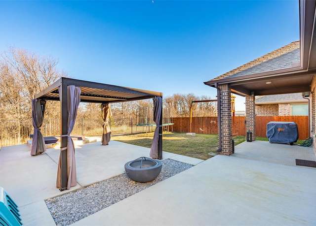 Property at 128 Peace Pl, Aledo, TX 76008, 4 beds, 3.5 baths