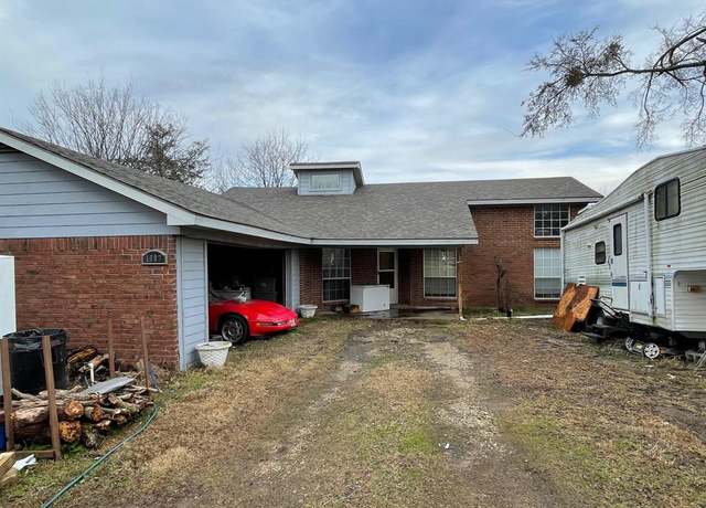 Property at 1003 Rs County Road 1530, Point, TX 75472, 2 beds, 2.5 baths