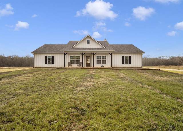 Property at 17255 Stella Maris St, Winona, TX 75792, 4 beds, 2.5 baths