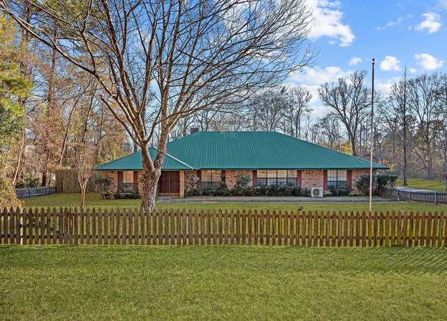 Property at 5651 Bretwood Dr, Keithville, LA 71047, 5 beds, 3.5 baths