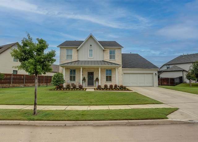 Property at 533 Trailrider Rd, Fort Worth, TX 76114, 4 beds, 3.5 baths