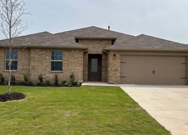 Property at 409 Sunflower Trl, Cleburne, TX 76033, 5 beds, 3 baths