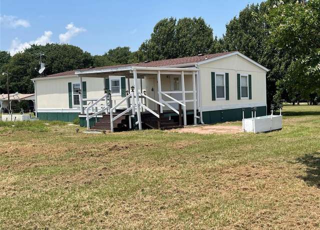Property at 2317 Recreation Road 3, Bonham, TX 75418, 3 beds, 2 baths