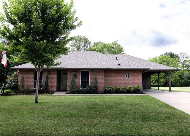 Property at 513 S Pearl St, Kemp, TX 75143, 3 beds, 2 baths