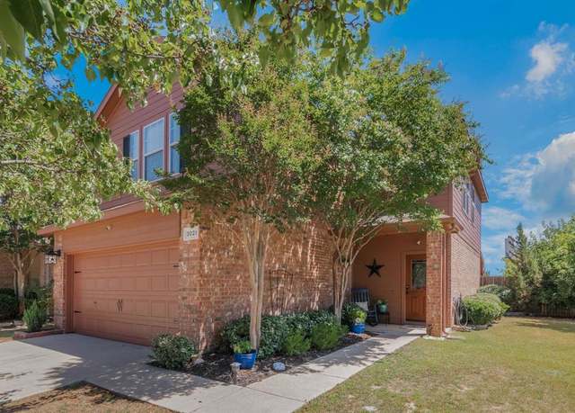 Property at 3021 Thicket Bend Ct, Fort Worth, TX 76244, 4 beds, 3 baths