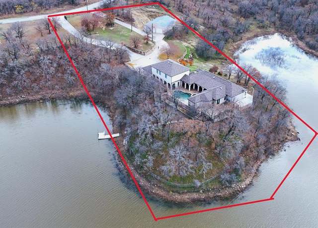 Property at 123 Hogan Pl, Runaway Bay, TX 76426, 6 beds, 5.5 baths