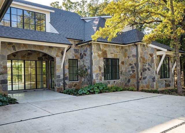 Property at 3810 Windward Way, Malakoff, TX 75148, 5 beds, 5.5 baths