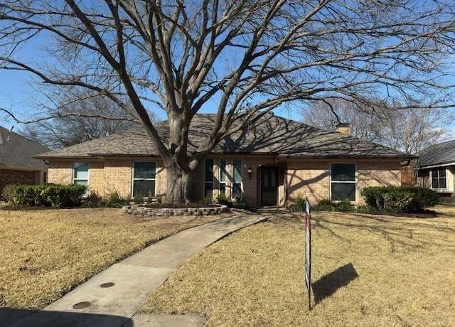 Property at 809 Autumn Lake Dr, Allen, TX 75002, 4 beds, 2 baths