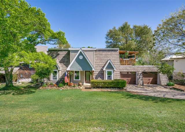 Property at 2412 Cedar Crest Dr, Granbury, TX 76048, 3 beds, 2.5 baths
